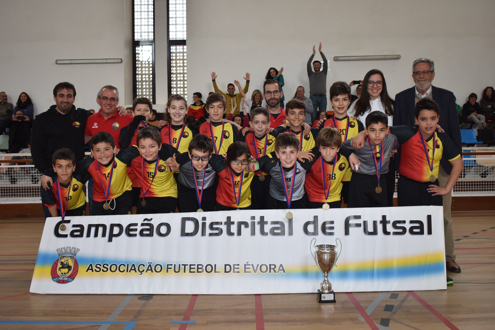 Benjamins - Futsal INTERNACIONAL É CAMPEÃO DISTRITAL